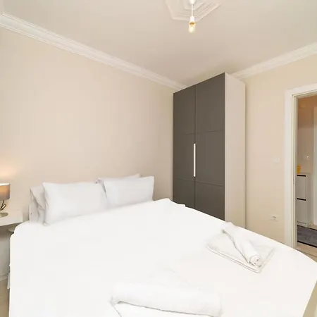 Lovely Flat 2 Km To Lara Beach In Muratpasa * Antalya